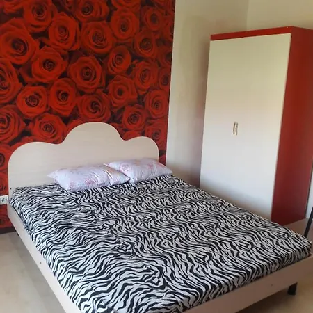 Guest house Cozy Near Arcadia Odesa